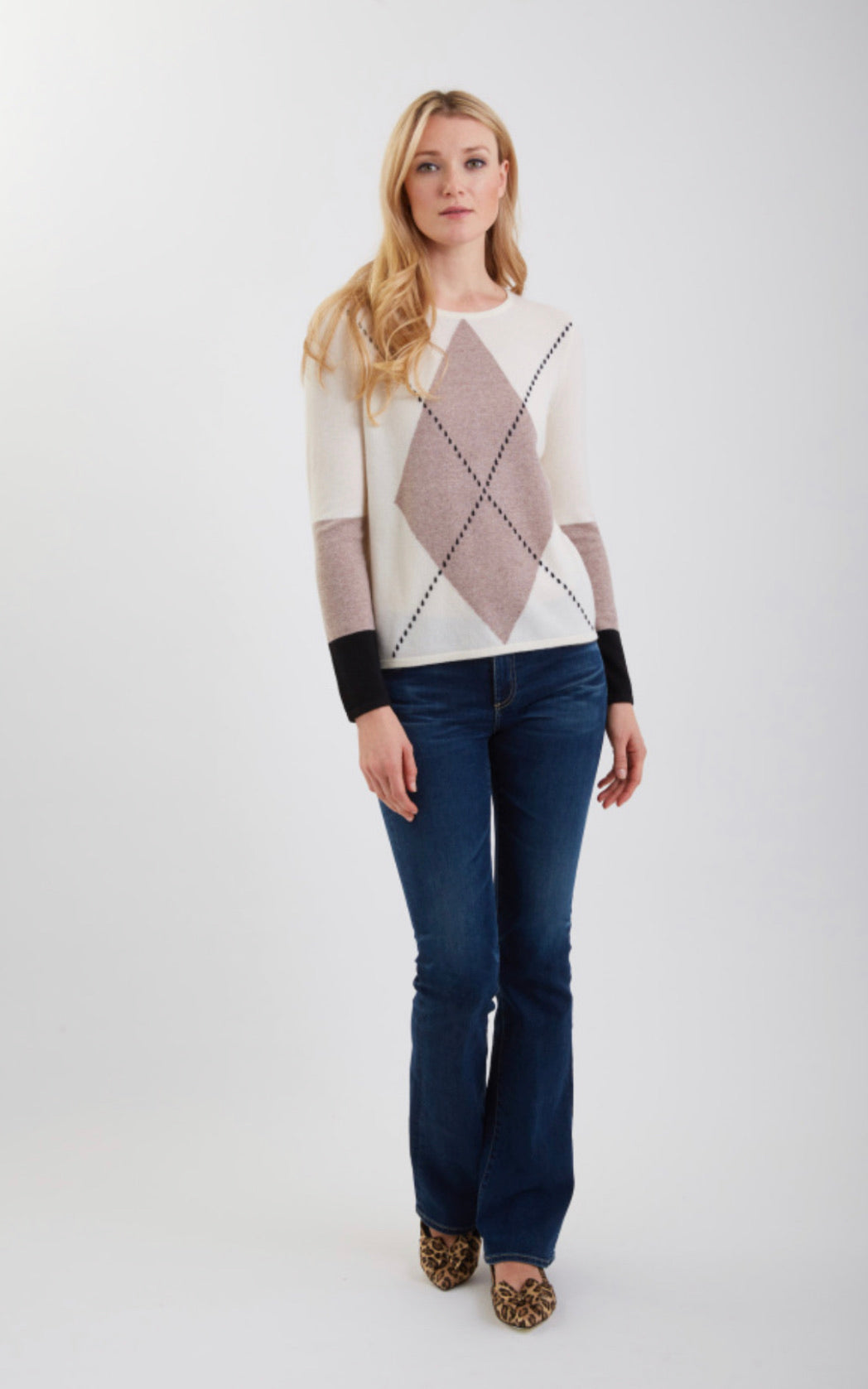 Cashmere Diamond Intarsia Crew Neck Sweater #191102